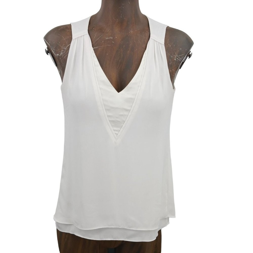 WHITE HOUSE BLACK MARKET WOMENS PETITE XS WHITE BLOUSE